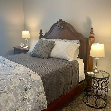 Main Floor 2 Bedroom Condo In Bettendorf Luaran gambar