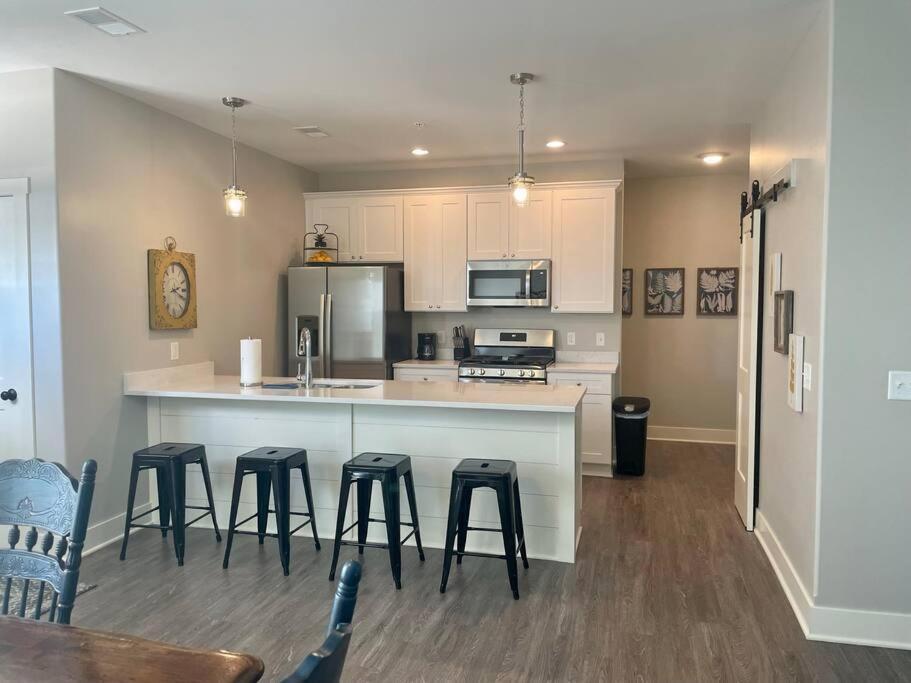 Main Floor 2 Bedroom Condo In Bettendorf Luaran gambar
